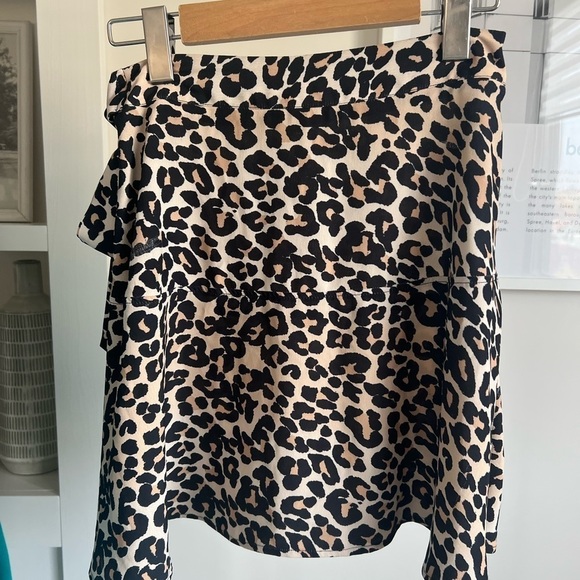 TOP shop Leopard Print Skirt - Picture 4 of 8
